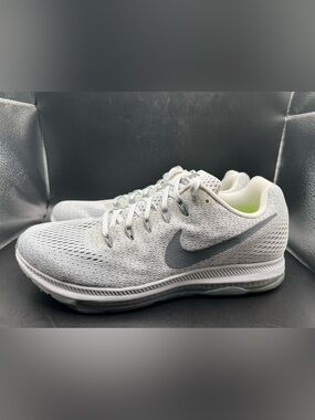 Nike Zoom All Out Low Women’s 9.5 Pure Platinum Gray Running Shoes Athletic